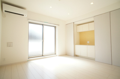 リブリ・樹 玄関