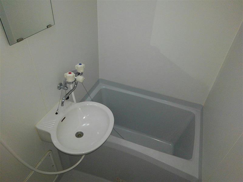 レオパレスシュベリュール 浴乾燥機付き