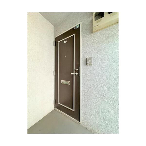 山口コーポラス 玄関