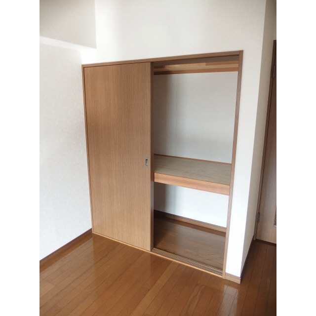 プレール 越谷 内観