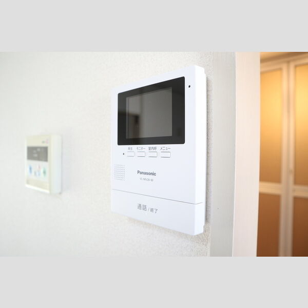 リバーサイド　B カラーTVインターホン