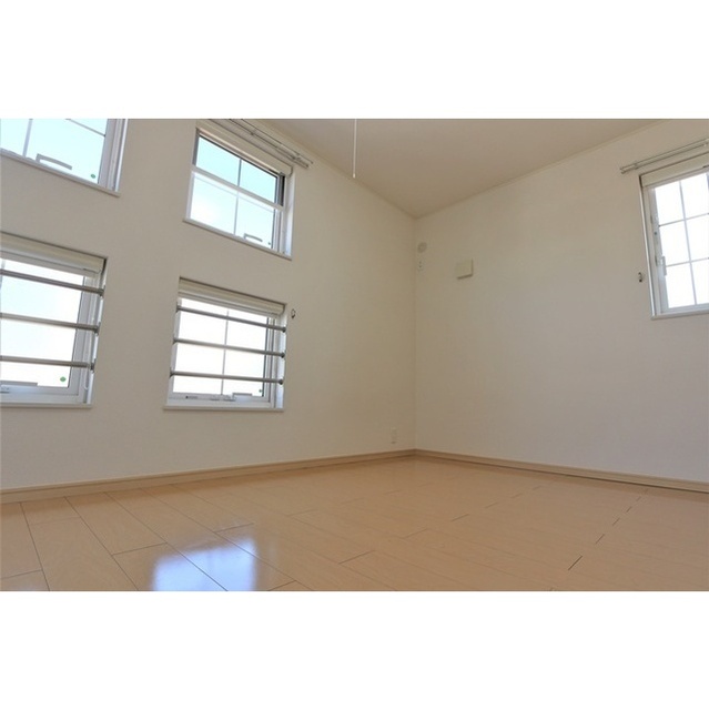 ベルグラース201号室 洋室6帖