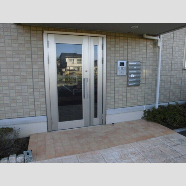 ピアニィ・レイディクス エントランス