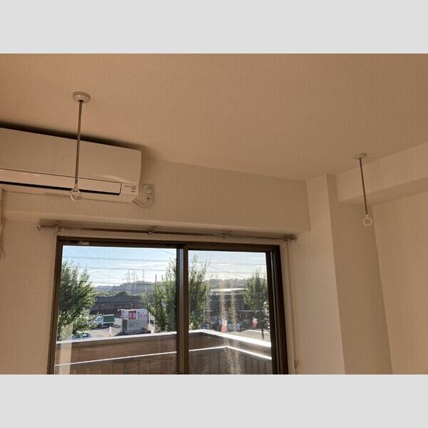 モントワール長浦 物干し金物