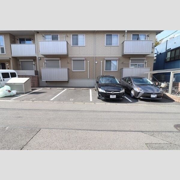 エスペランサⅡ102号室 駐車場