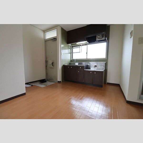 キャピタル高松台 DK