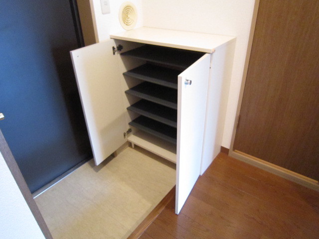 リヴェール湘南1002号室 シューズボックス（現況優先）