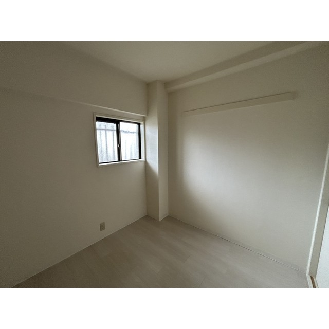 ホワイトパレス大宮402号室 内観