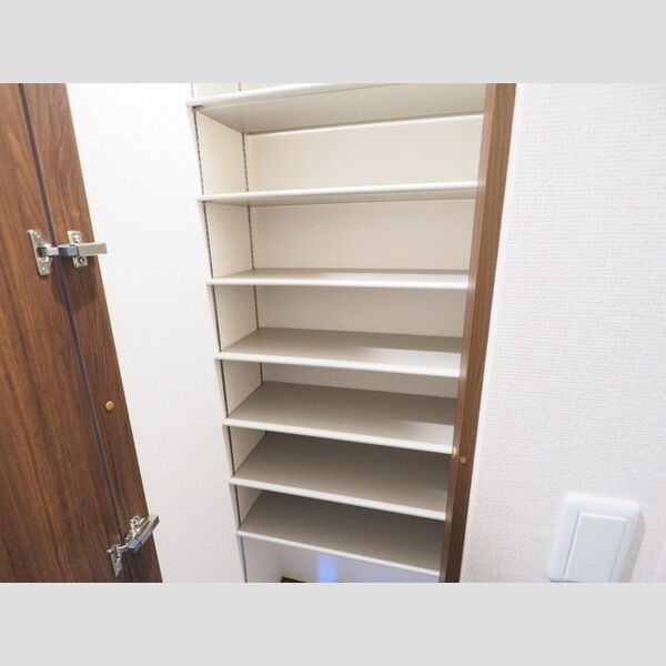 Amour シューズクローク