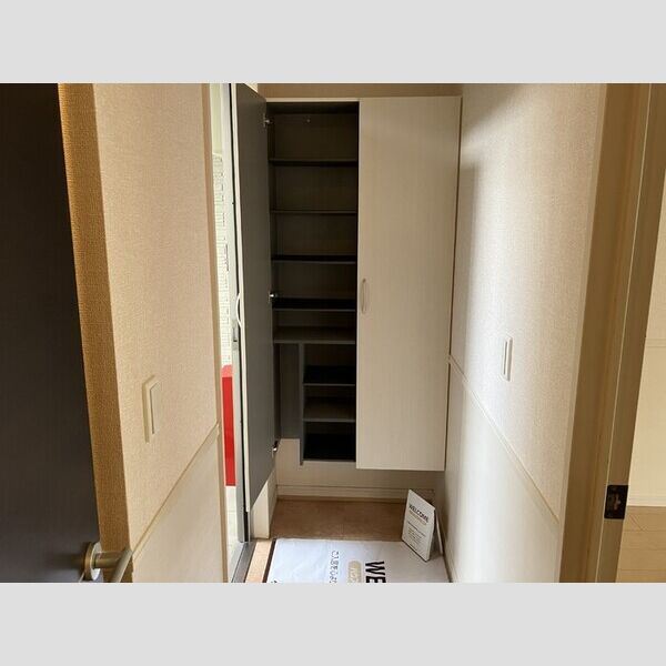 フェザント　東館 玄関