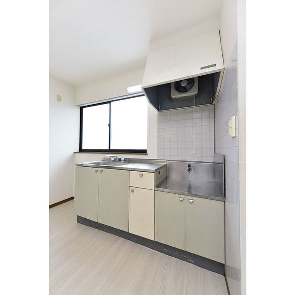 アイレッツ・ヒロ キッチン