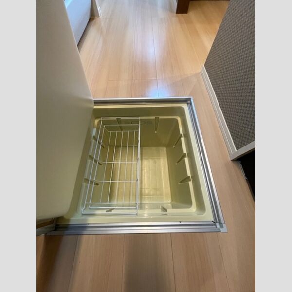 エミネンスⅡ102号室 床下収納