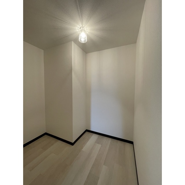 シルクドミール401号室 内観