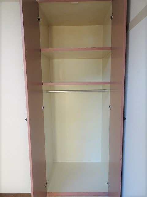 ＲＯＳＥ　ＧＡＲＤＥＮ　Ｒ１２番館(R-012) 収納