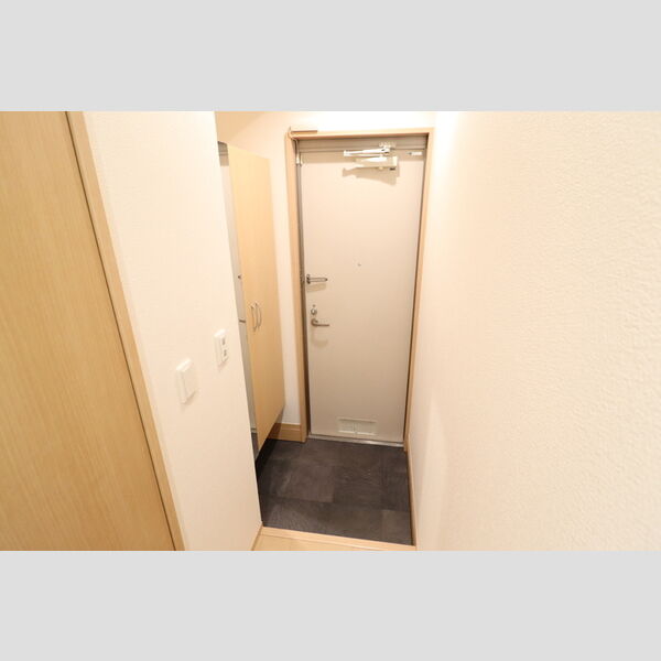 ラ ロジュマン シャンティ 玄関