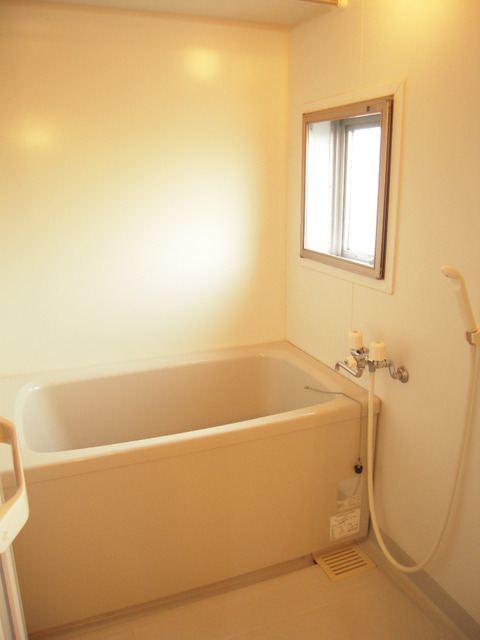 ルナクレスト１ バス