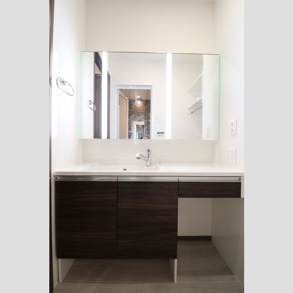 D-asset府中町102号室 洗面台