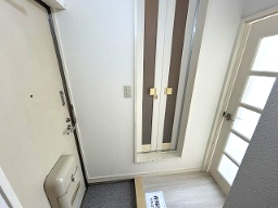 オーガスタハイツ201号室 ※写真は別室です