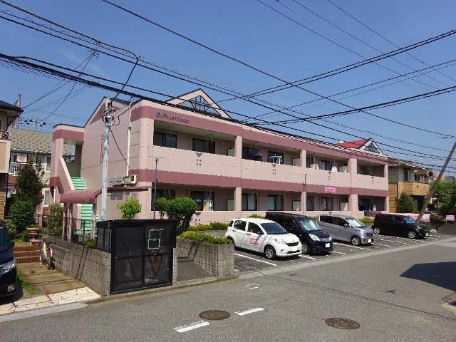 フォレストガーデン 外観写真（昼）