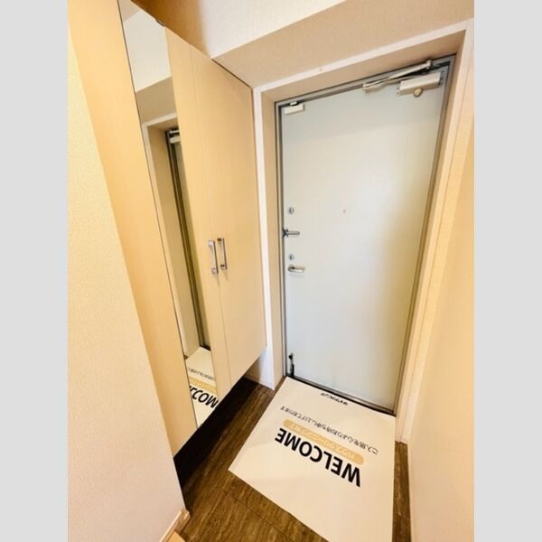 エレガントヴィラ206号室 玄関