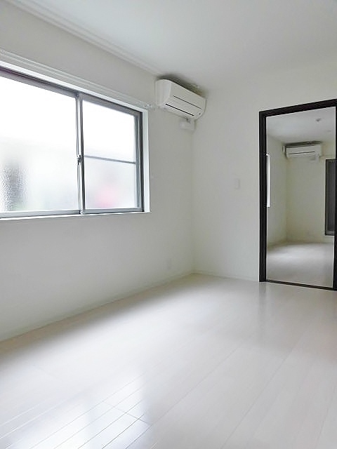 ライフ・ステージ 103号室の写真です。