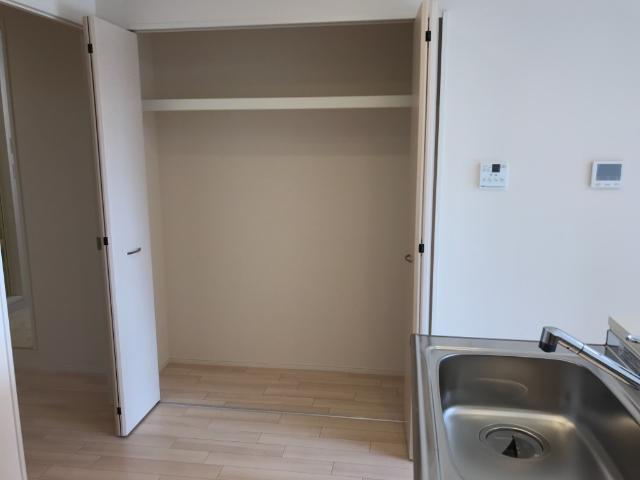 メゾンアイリス202号室 収納