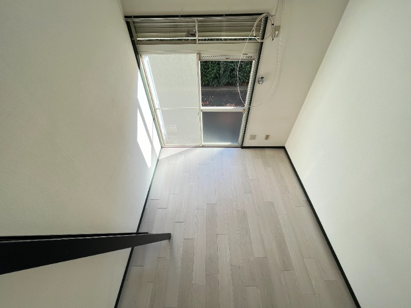 コリーヌ・F1階 ※別号室写真