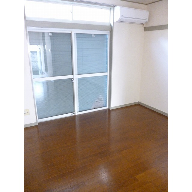 サンパレス中町 リビング