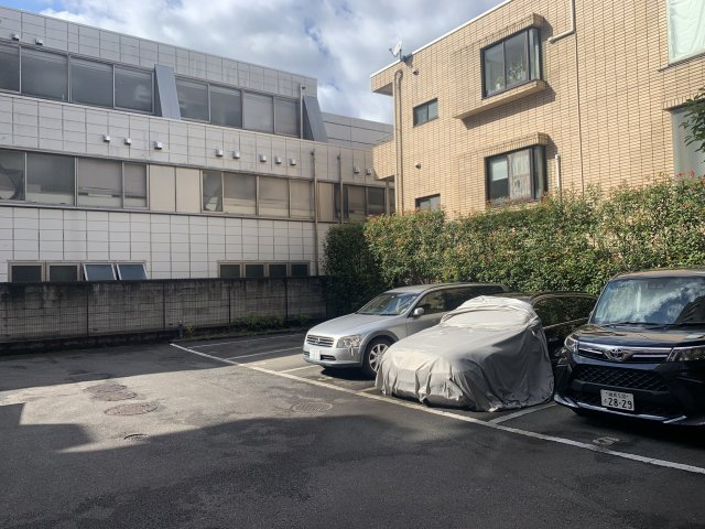 プライムアーバン目白1205号室 駐車場