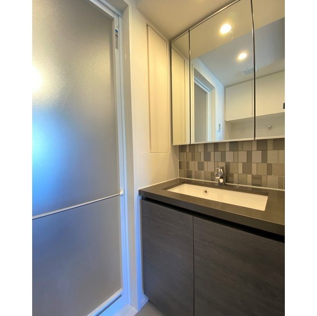 ザ・パークハビオ西横浜802号室 同建物別部屋の参考画像