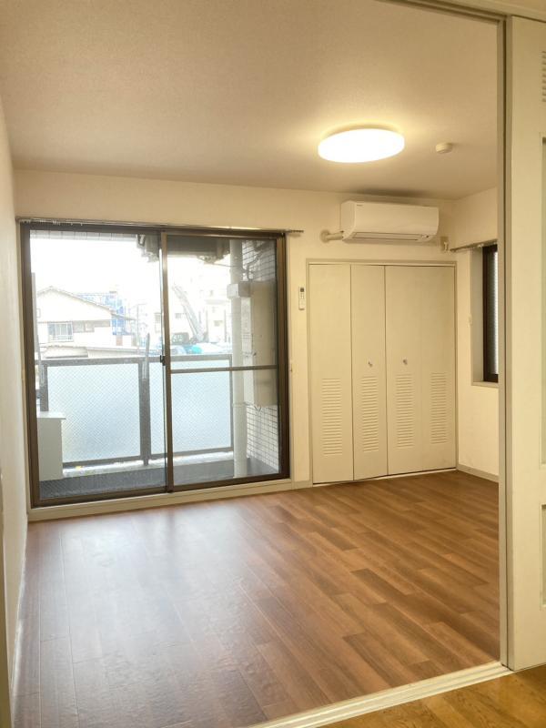 シャトレ山王ビル 居室、リビング