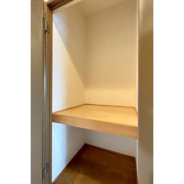 メゾングラシア302号室 廊下