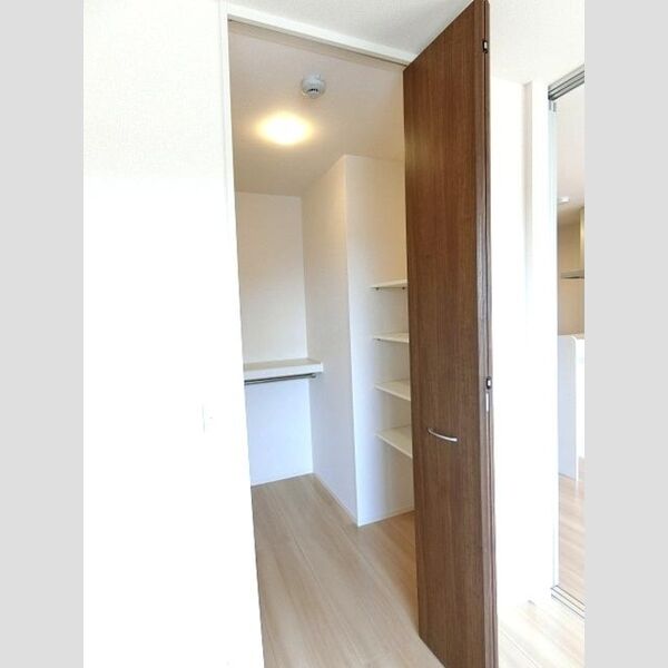 グレイスコート湘南 ウォークインクローゼット