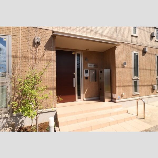 Maison du Soleil オートロックエントランスと宅配BOX