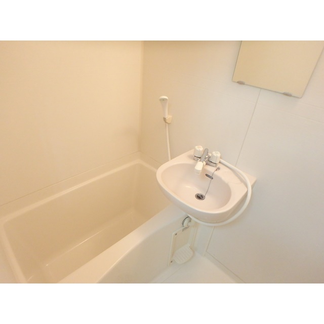 ラークヒル104号室 同建物別部屋の参考画像