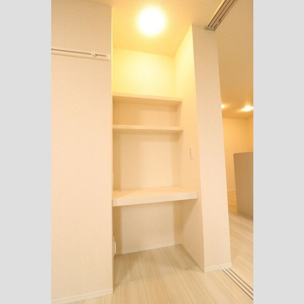 RENOM103号室 洋室・ワークスペース