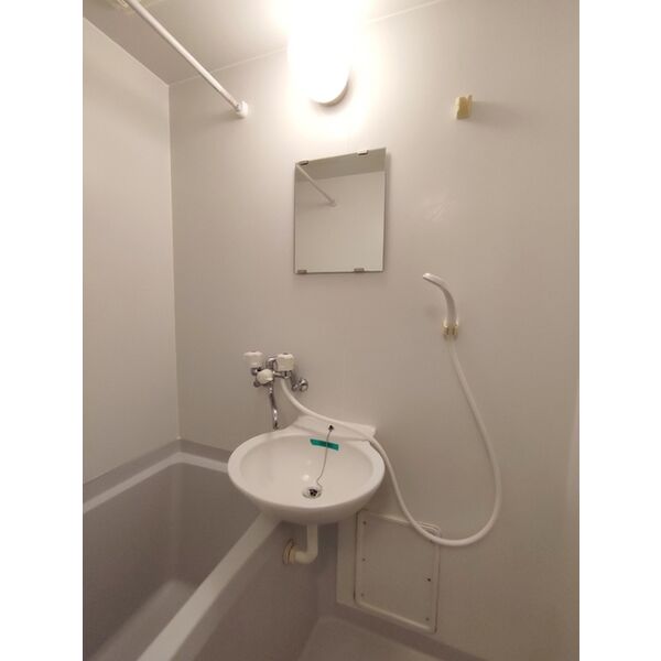 スカイパレス0202号室 同建物別部屋の参考画像