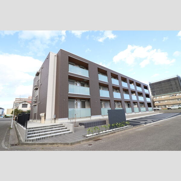 L.シャルルの外観画像