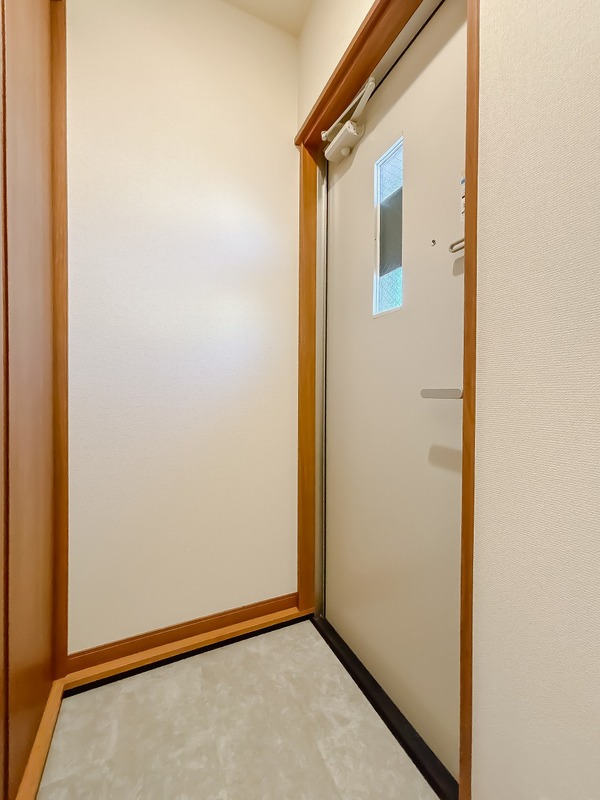 アイビスコートⅡ2階 玄関