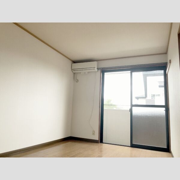 ヴェルデめいわ　B102号室 洋室