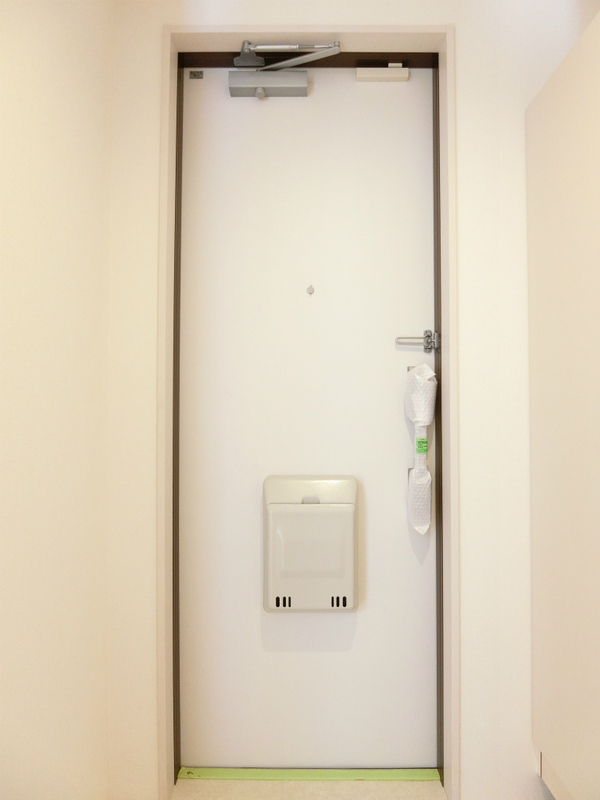 リブリ・白楽SDN 玄関