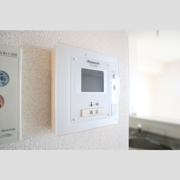 パークリバー206号室 カラーTVモニターホン