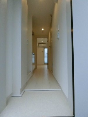 リブリ・溝ノ口 玄関