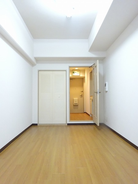 ホーユウパレス吉野町204号室 リビング