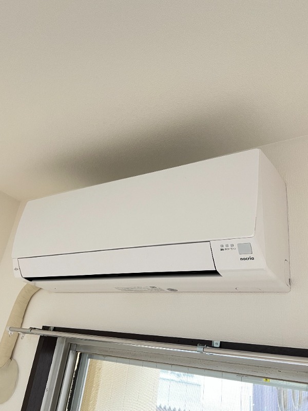 幸眞ビル1階 リビングエアコン