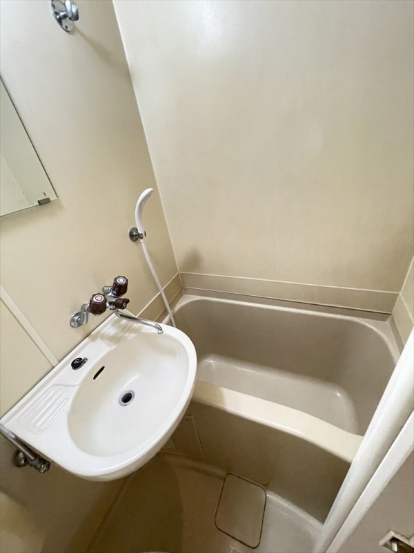 プレミアムバリュー生田3階 洗面