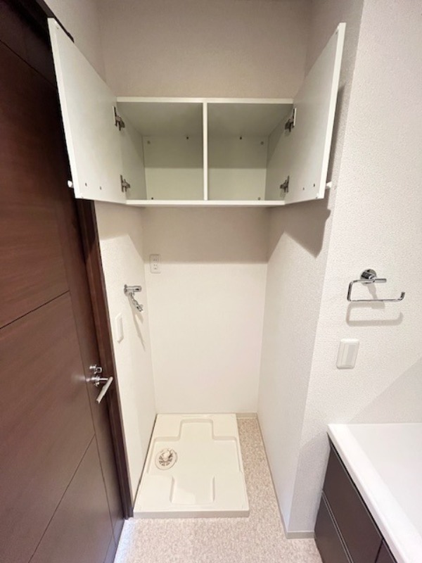 ウエストパークタワー池袋 洗濯機置場