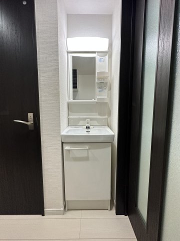 Beach Lagoon杉田103号室 洗面