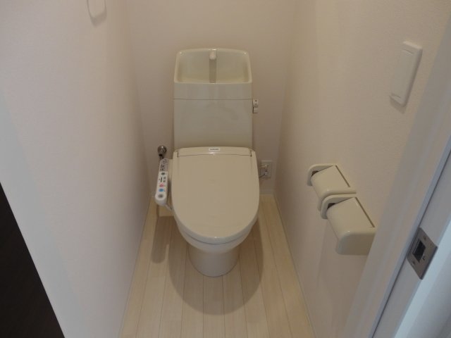 Camellia シャワー付トイレ