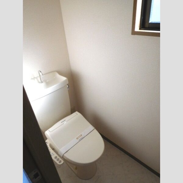 クウィンスコート トイレ